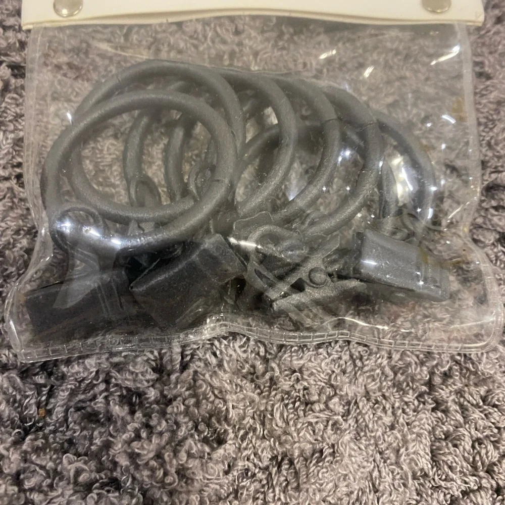 Chelsea Distressed Gray Curtain Clip Rings - Set of 7